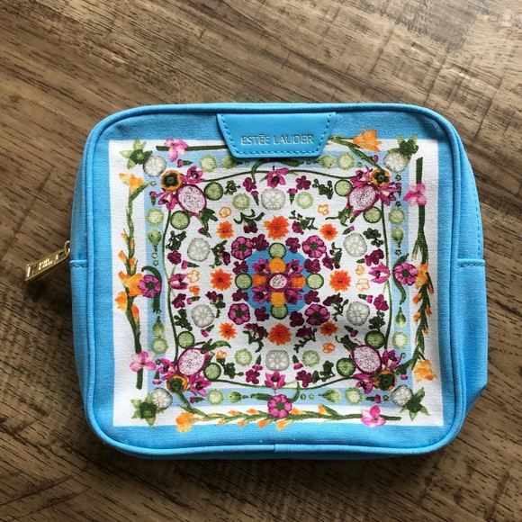 Estee Lauder Handbags - Estée Lauder Floral Zippered Makeup Bag